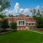 College Scholarship Statistics
